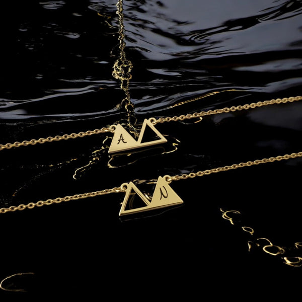 Double Trouble: Sister Necklace set